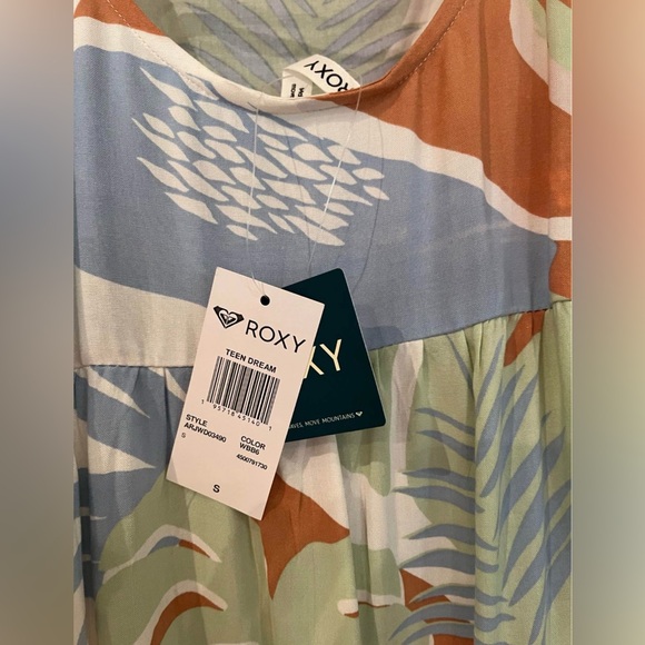 NWT Roxy Floral Minidress - Small - Picture 6 of 6
